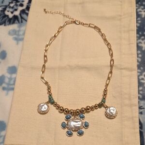 Elegant Turquoise and PearlNecklace